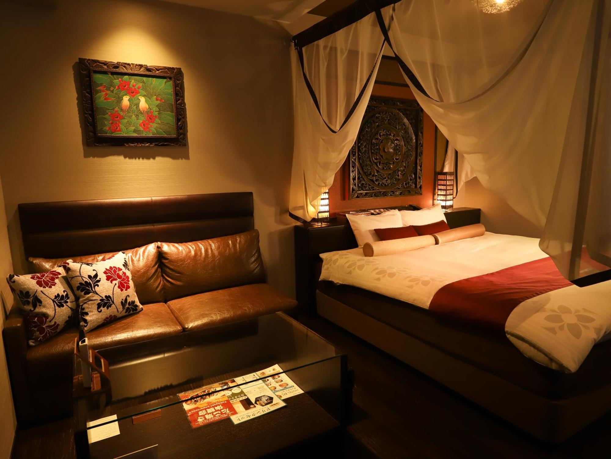 Hotel K6 Osaka Namba (Adults Only) מראה חיצוני תמונה