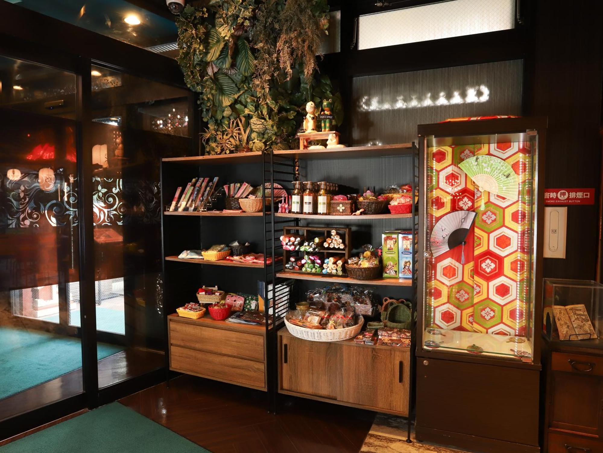Hotel K6 Osaka Namba (Adults Only) מראה חיצוני תמונה